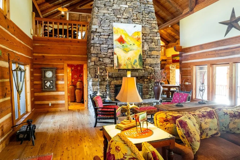 Little Red River Lodge Image